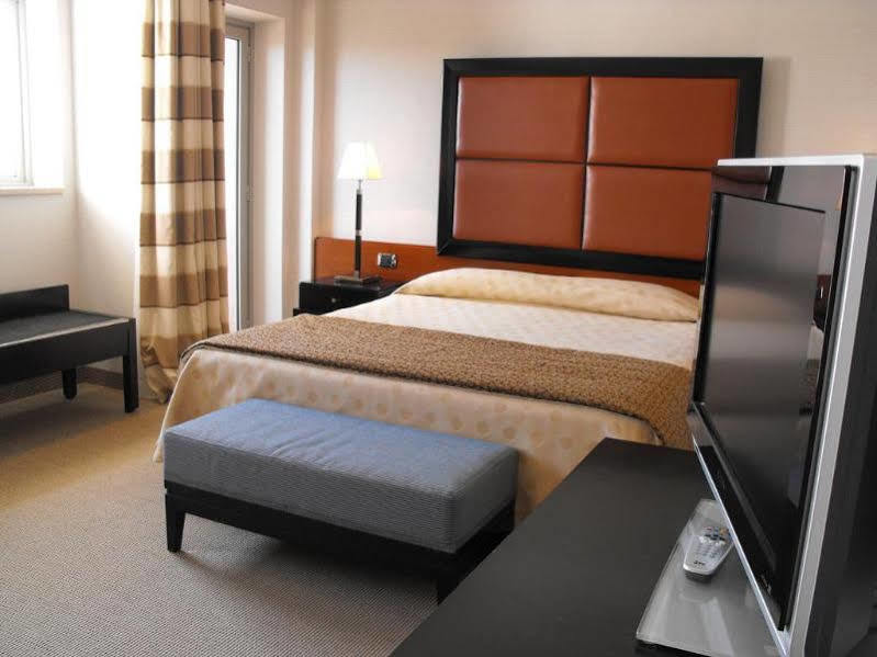 Ergife Palace Hotel 4*