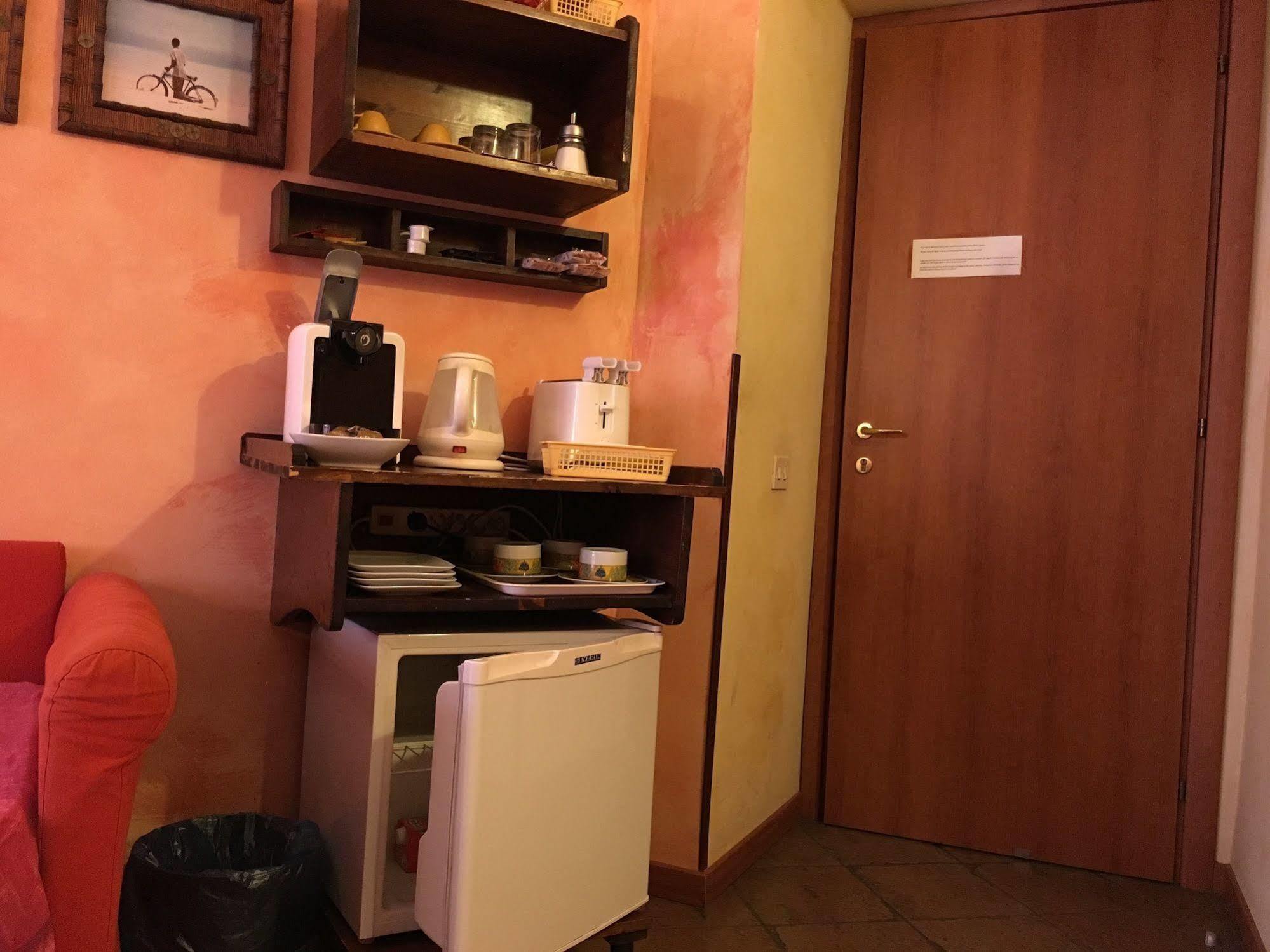 Momi Bed & Breakfast Rome
