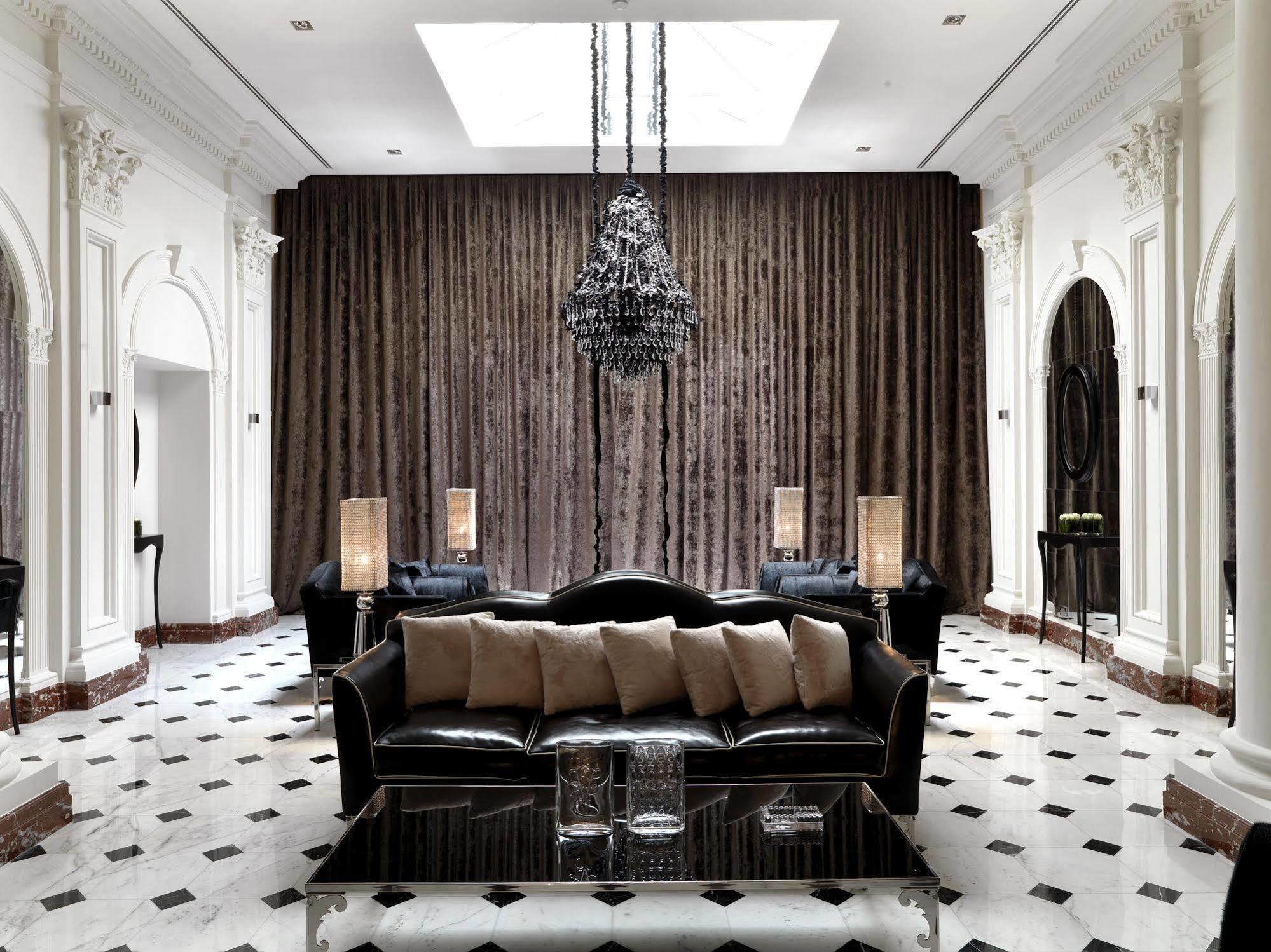 Leon's Place In 4* Rome