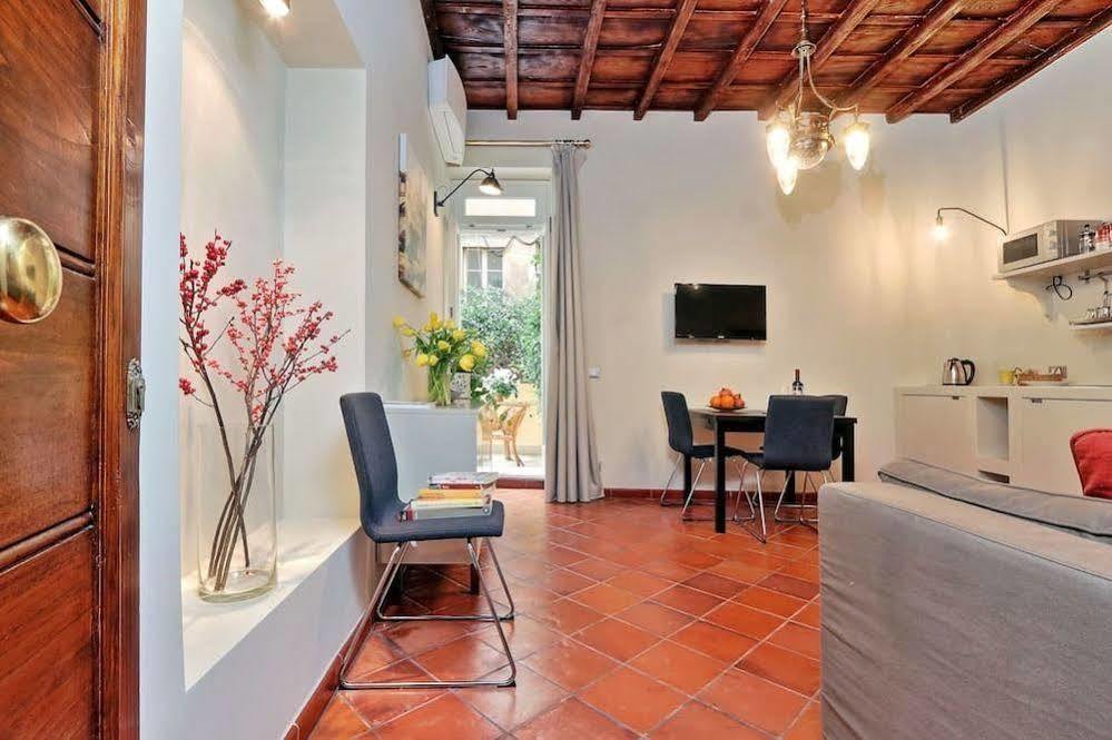 Cancelleriadieci Apartment *
