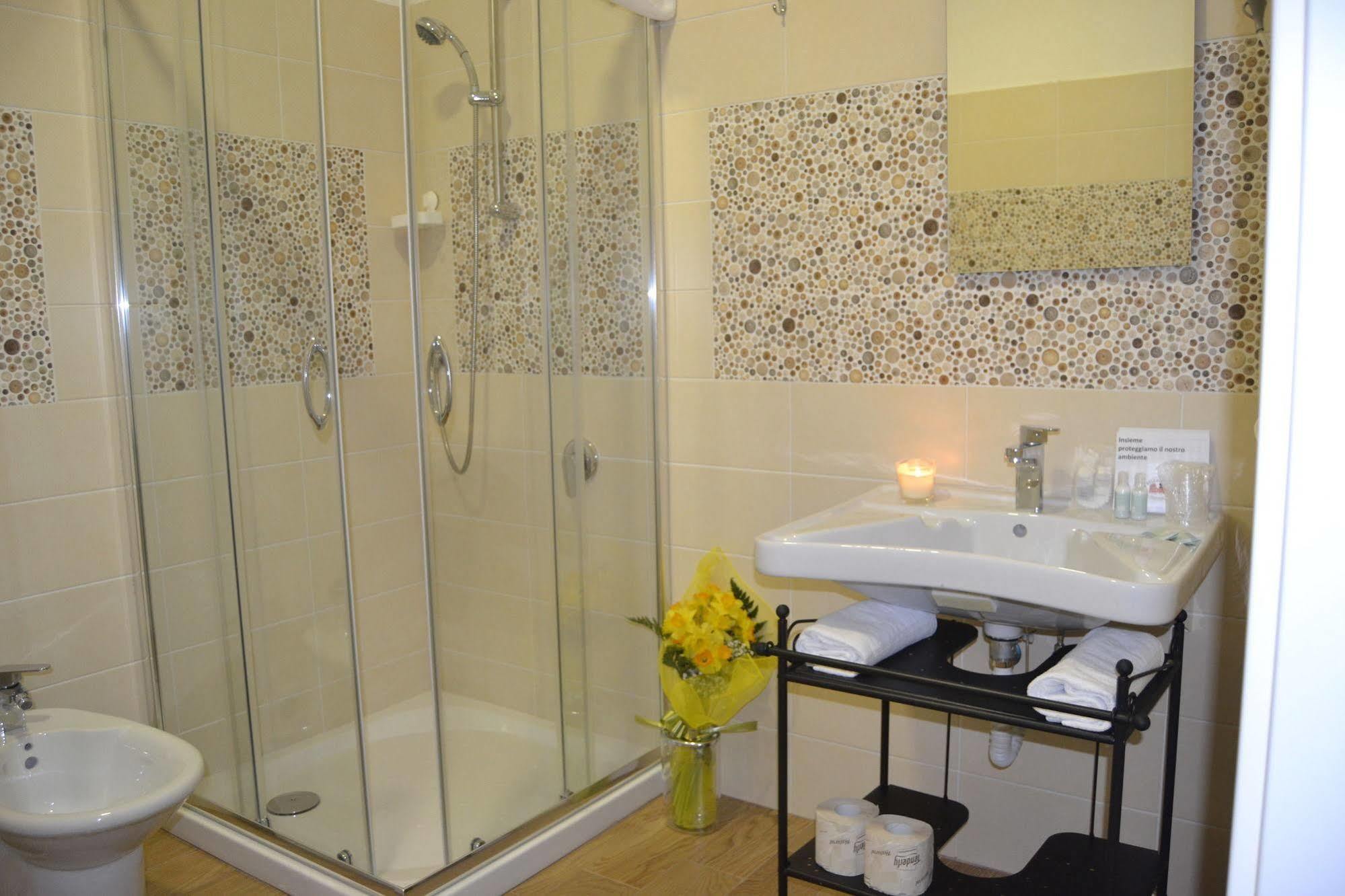 Bella Hotel 3*