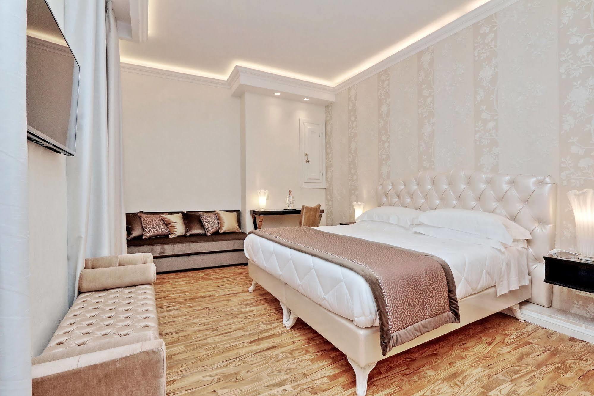 Bq House Colosseum Luxury Rooms 3*