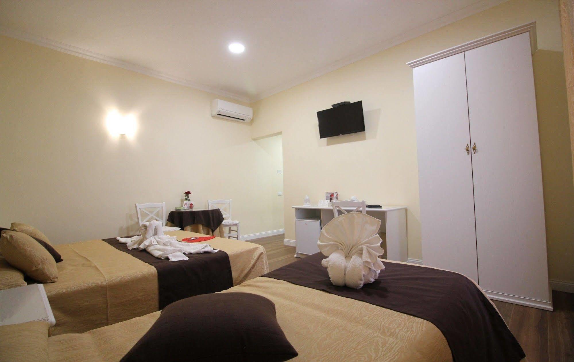 Bed & Breakfast Freedom 2*