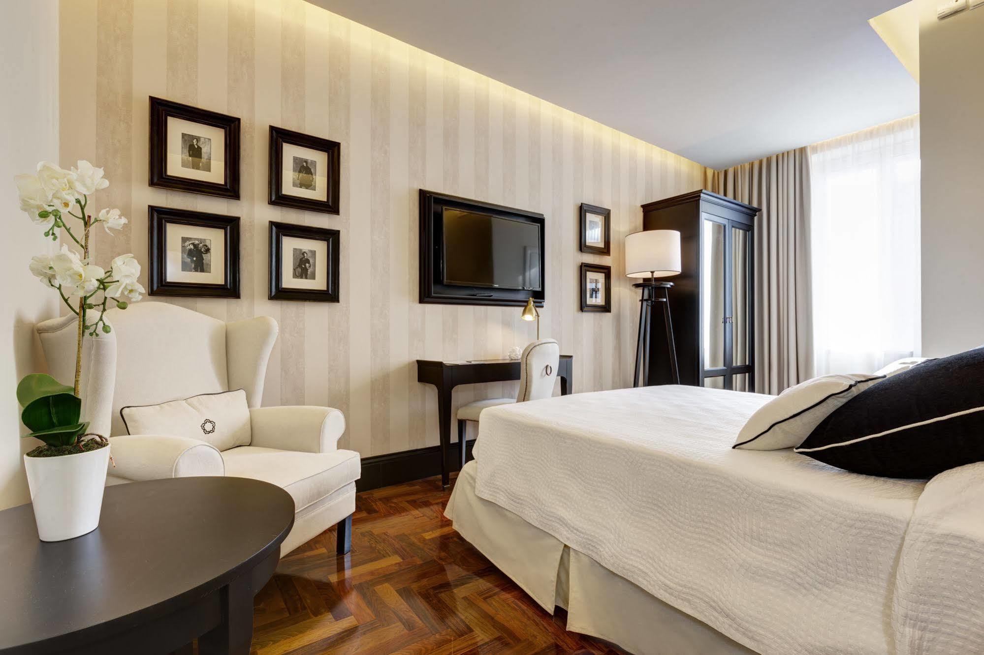 Bellezza Al Colosseo - & Apts 3*