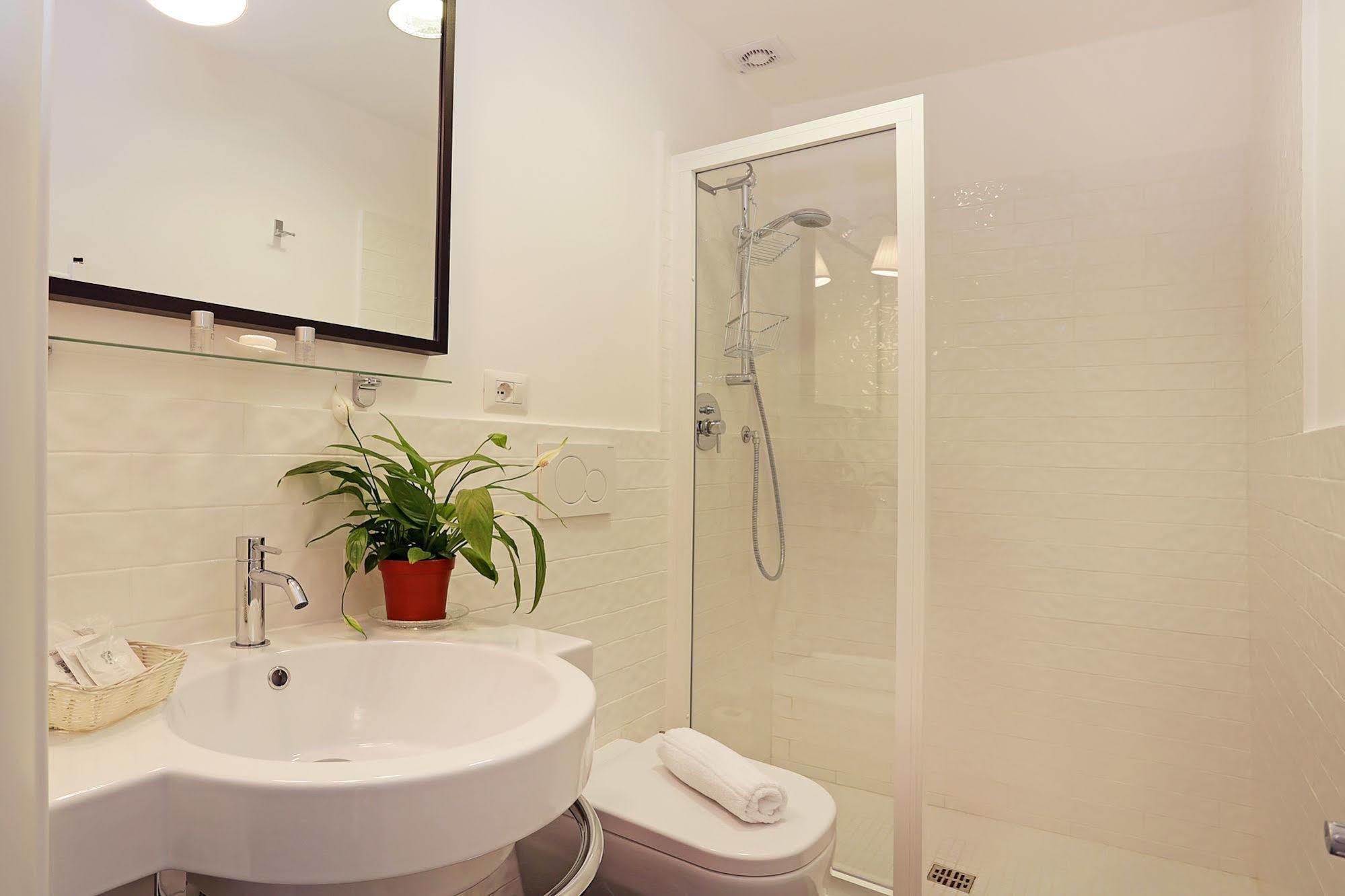 Residenza Cavour Couette-café 3*
