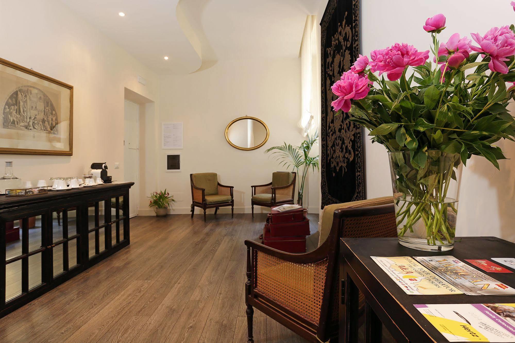 Residenza Cavour Couette-café 3*