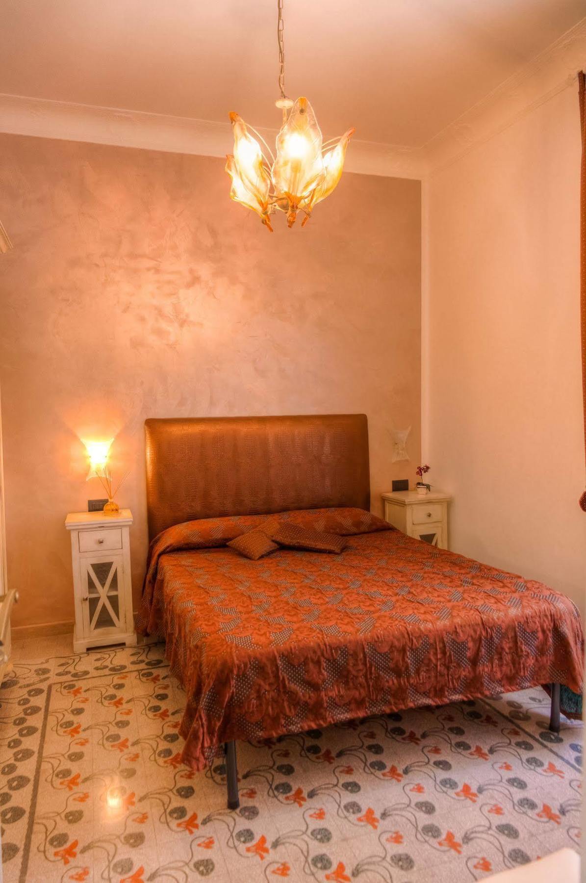 Couette-café Relais Calamatta 2*