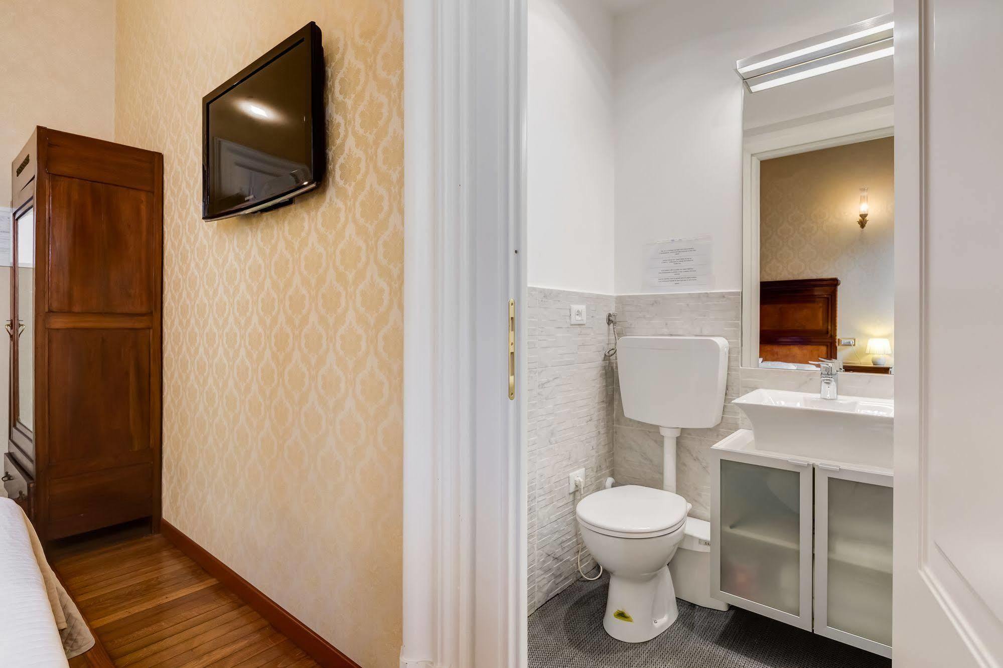 Affreschi Su Luxury Bed & Breakfast 2*