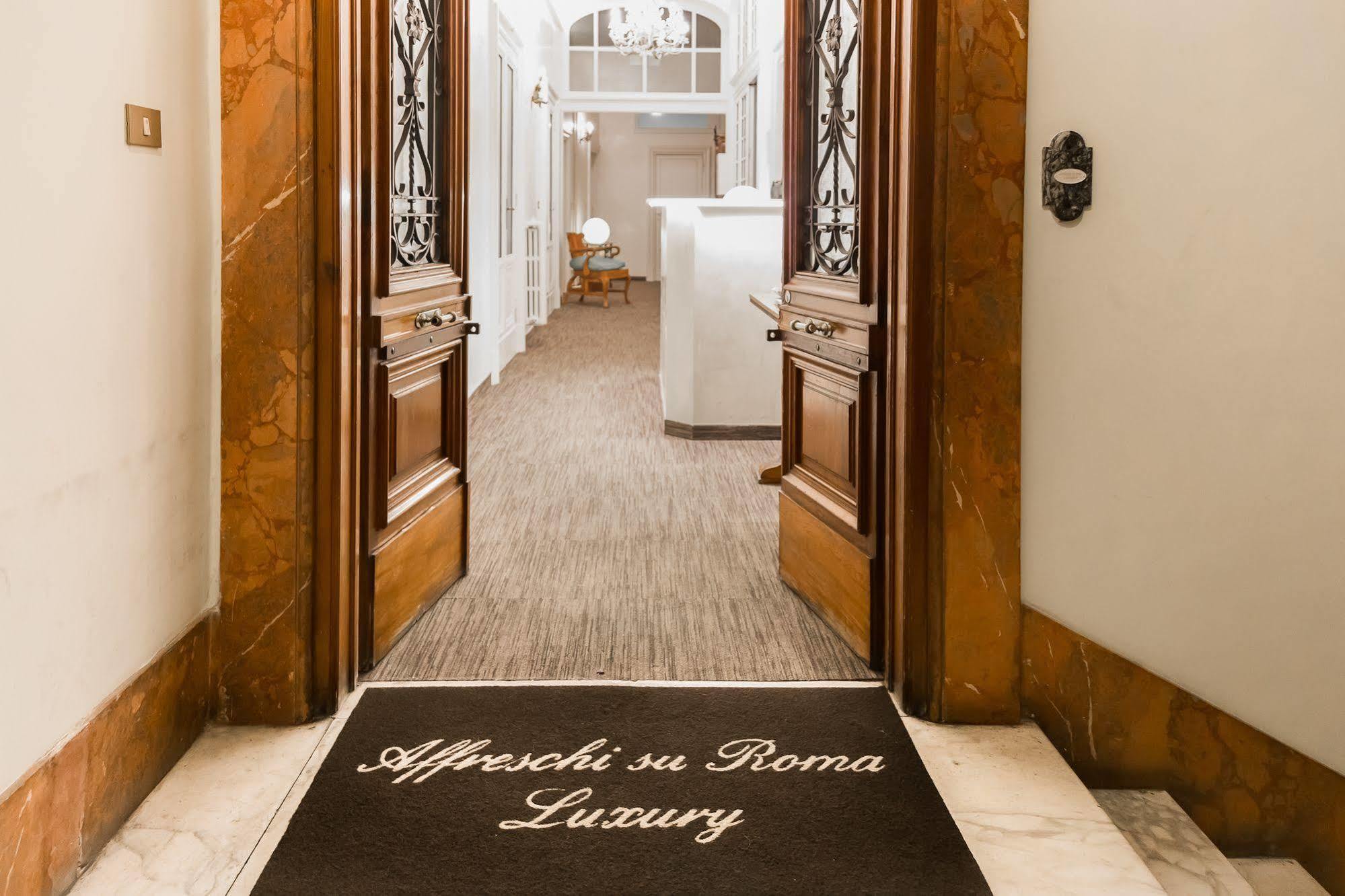 Affreschi Su Luxury