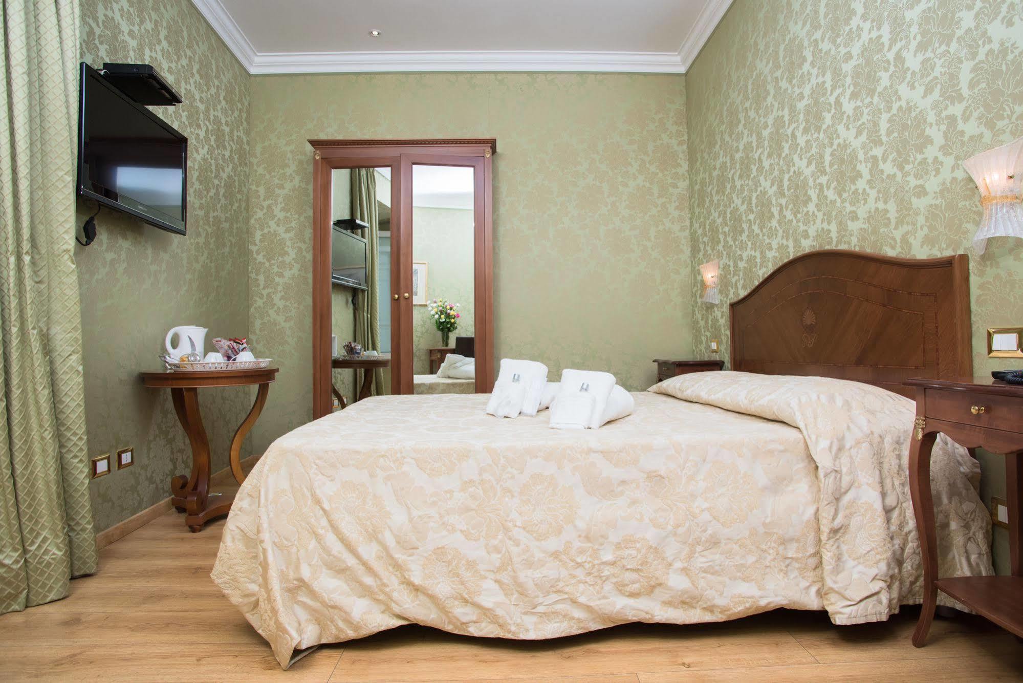 Bq House Trevi Luxury 3*