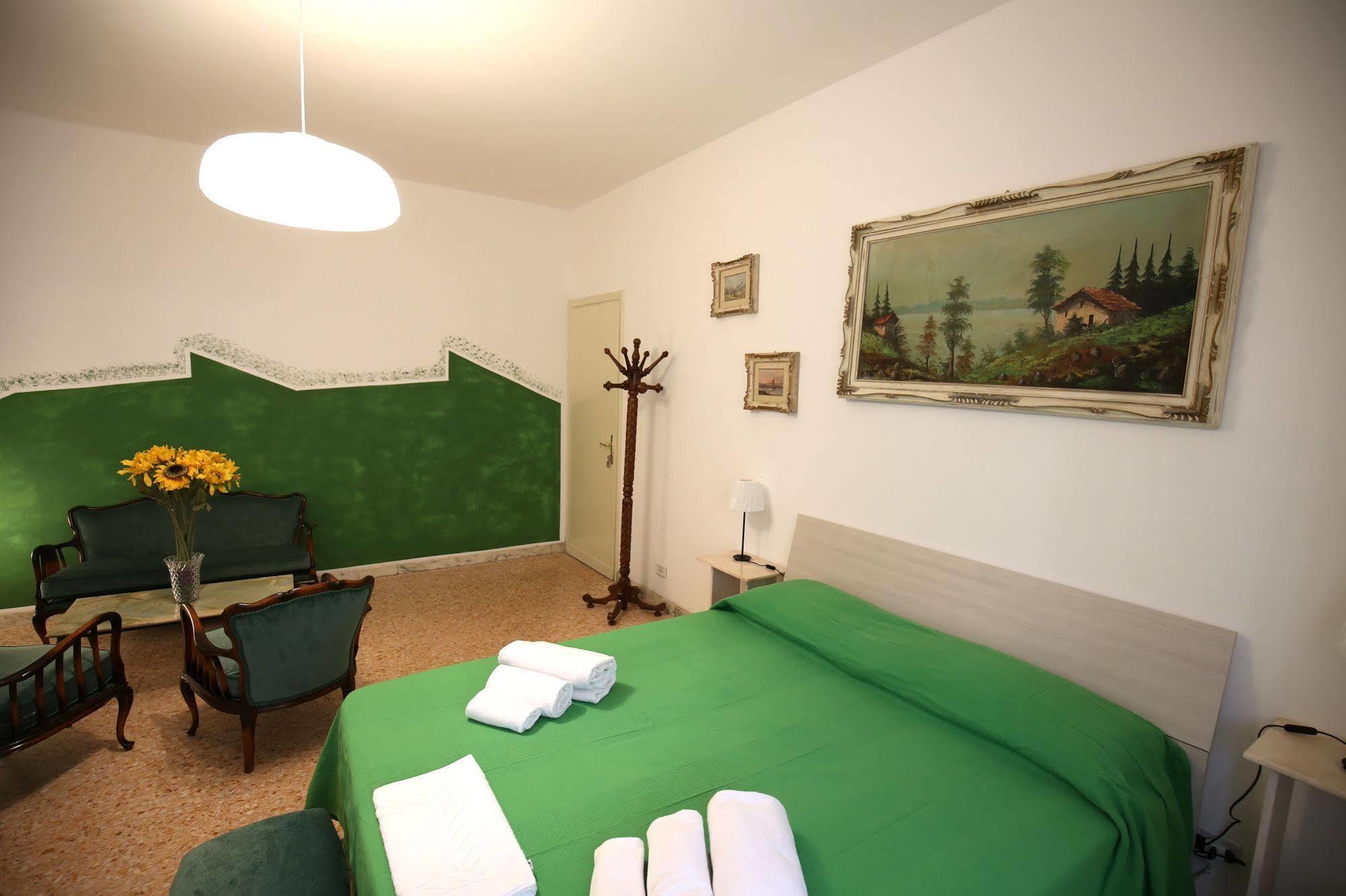Next Stop Roma Affittacamere Casilino Guest house