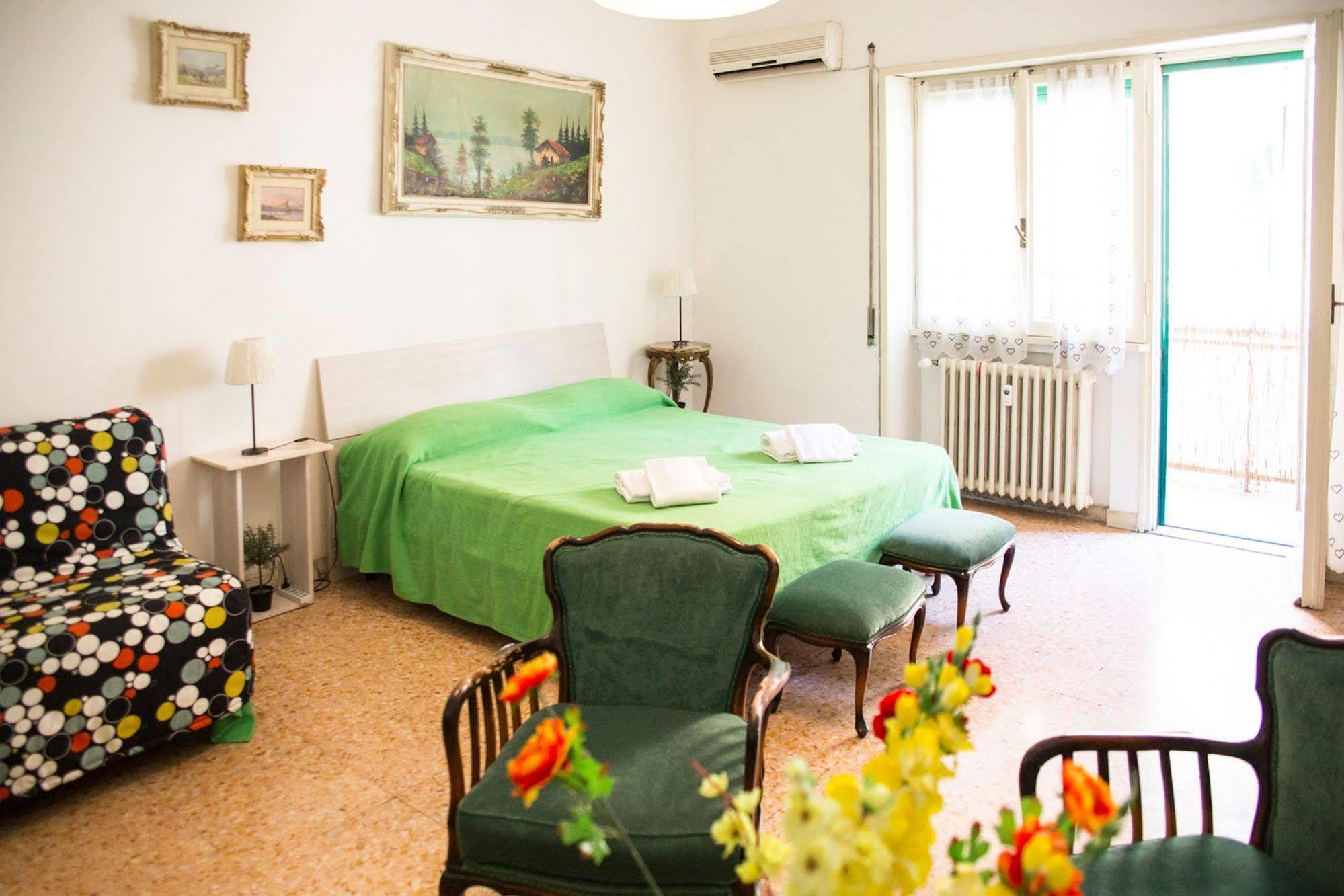 Next Stop Roma Affittacamere Casilino 3* Rome