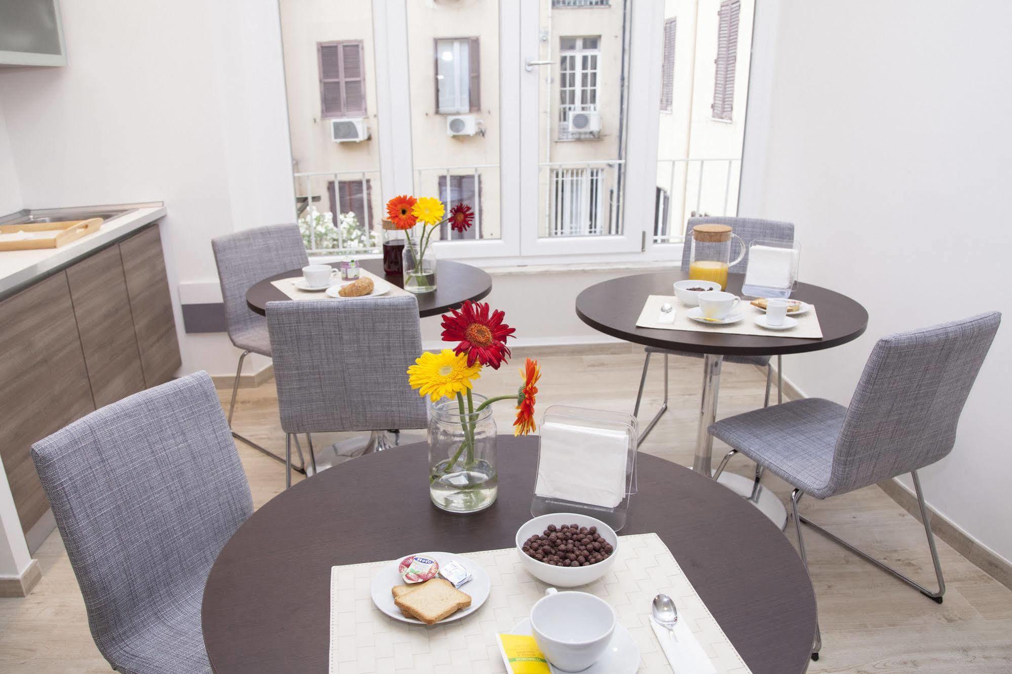 Maison Maneli 3* Roma