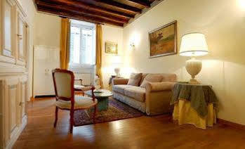 Apartment Piazza Di Spagna Sweet