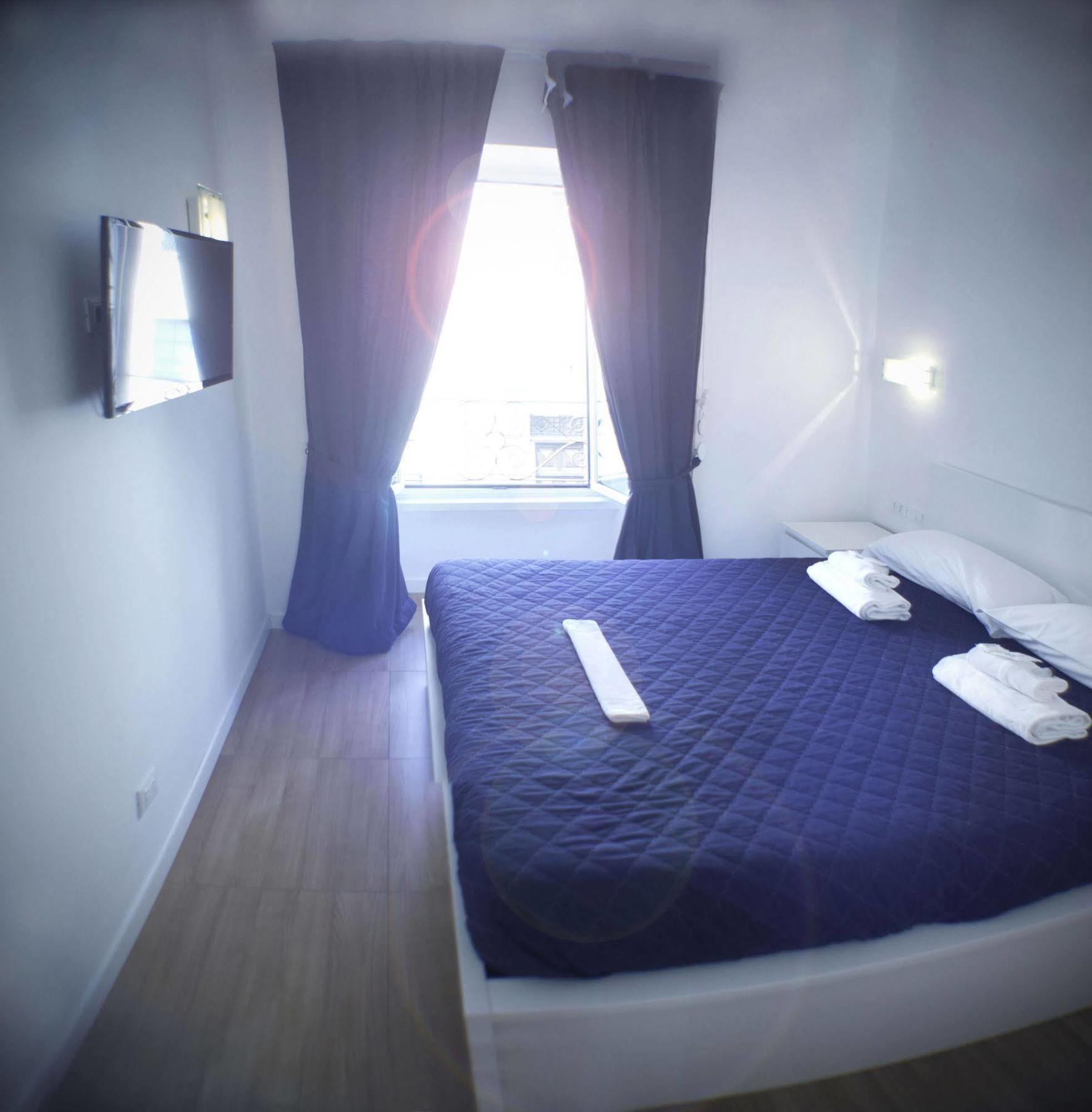 Francesco Colosseo 3* Rome
