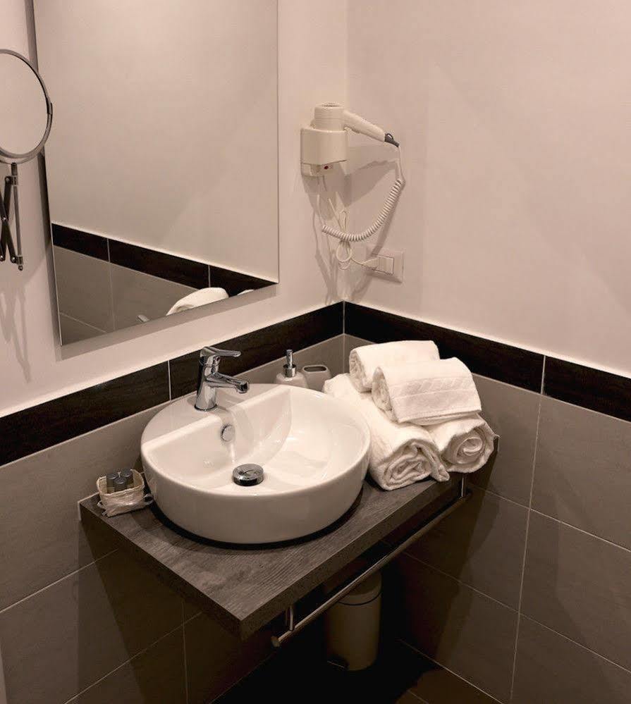 Le Coq Suites 3* Rome