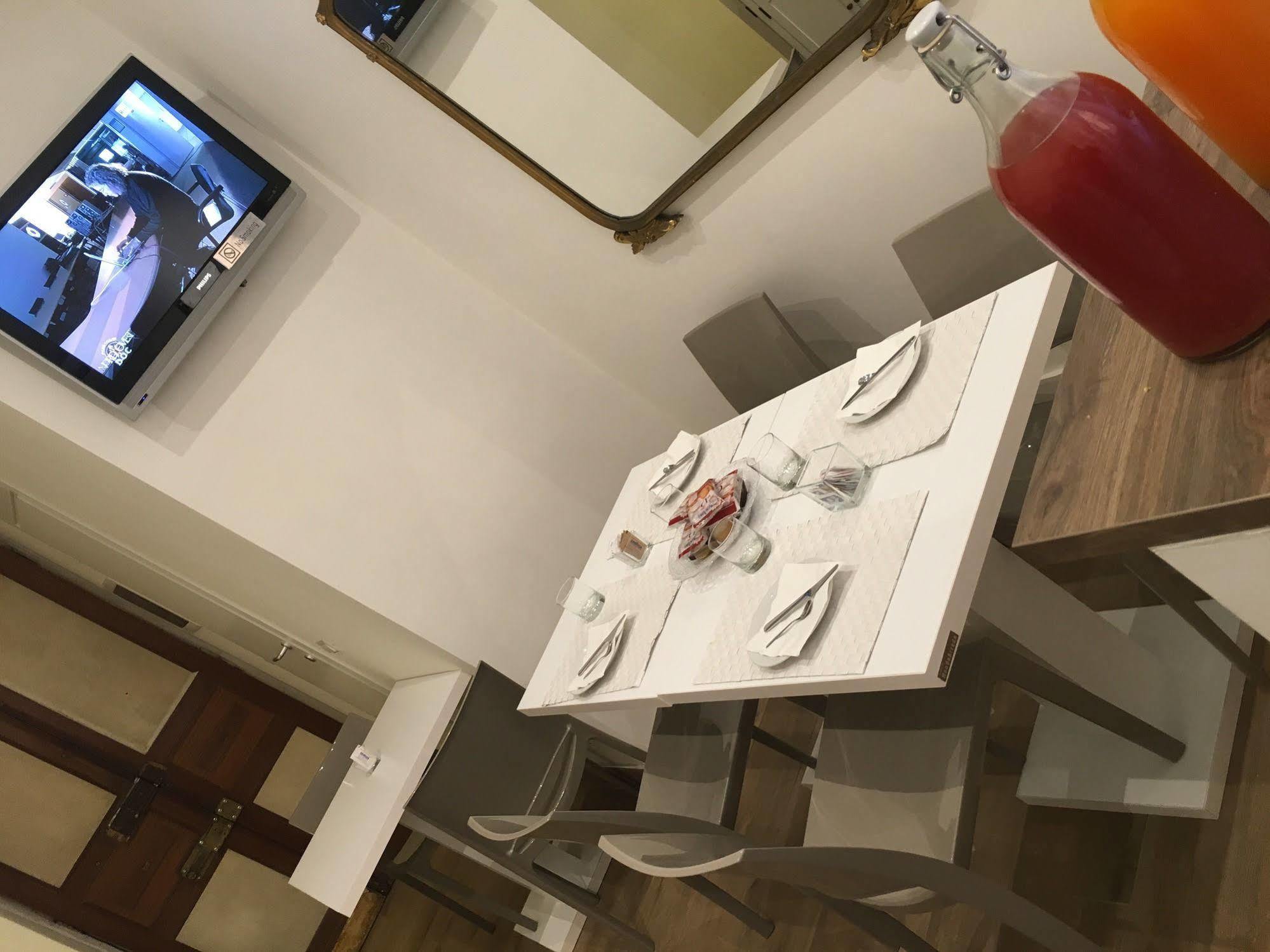 Art Atelier Couette-café Rome