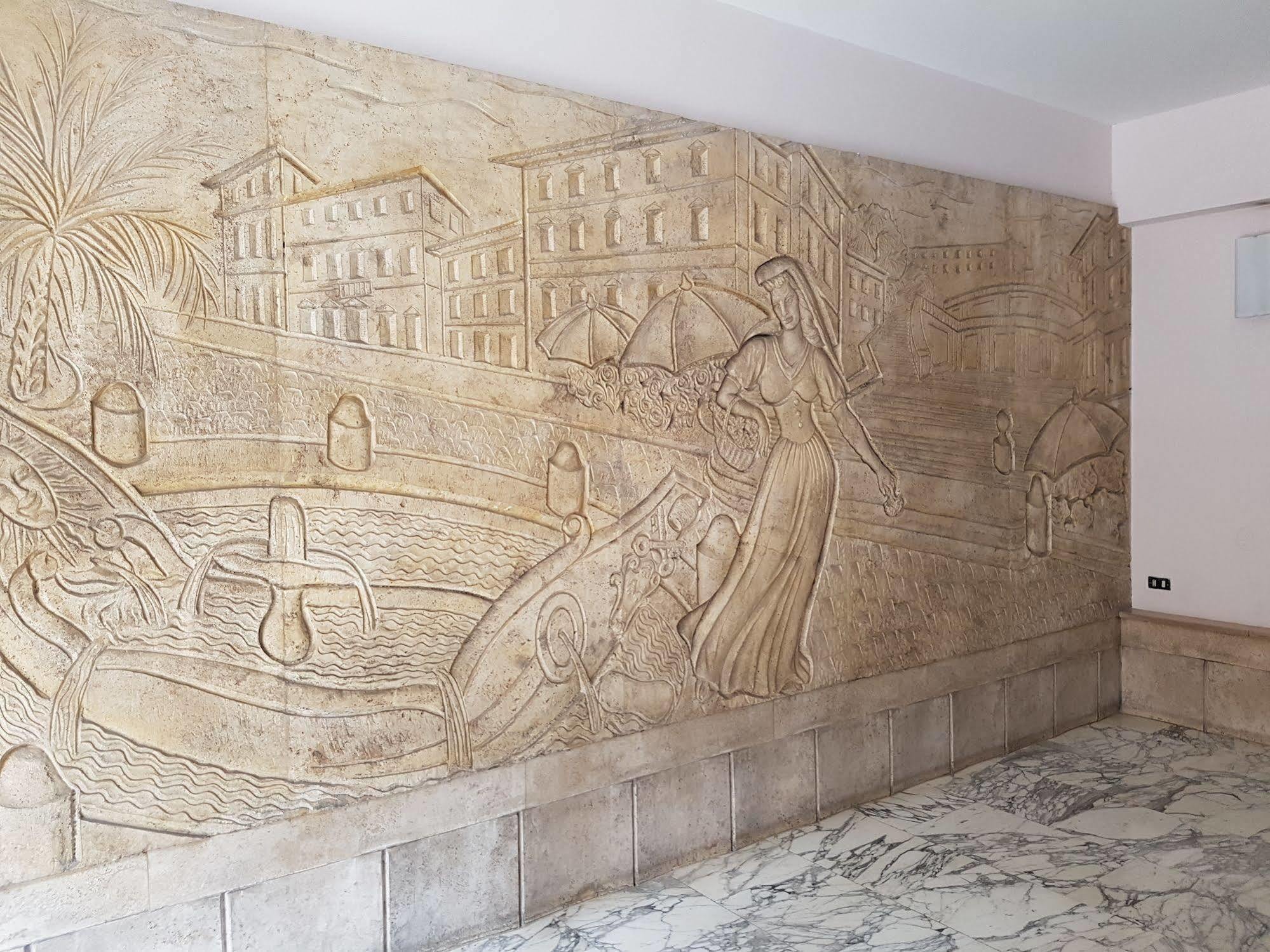 Bed & Breakfast Domus Barberini Rome