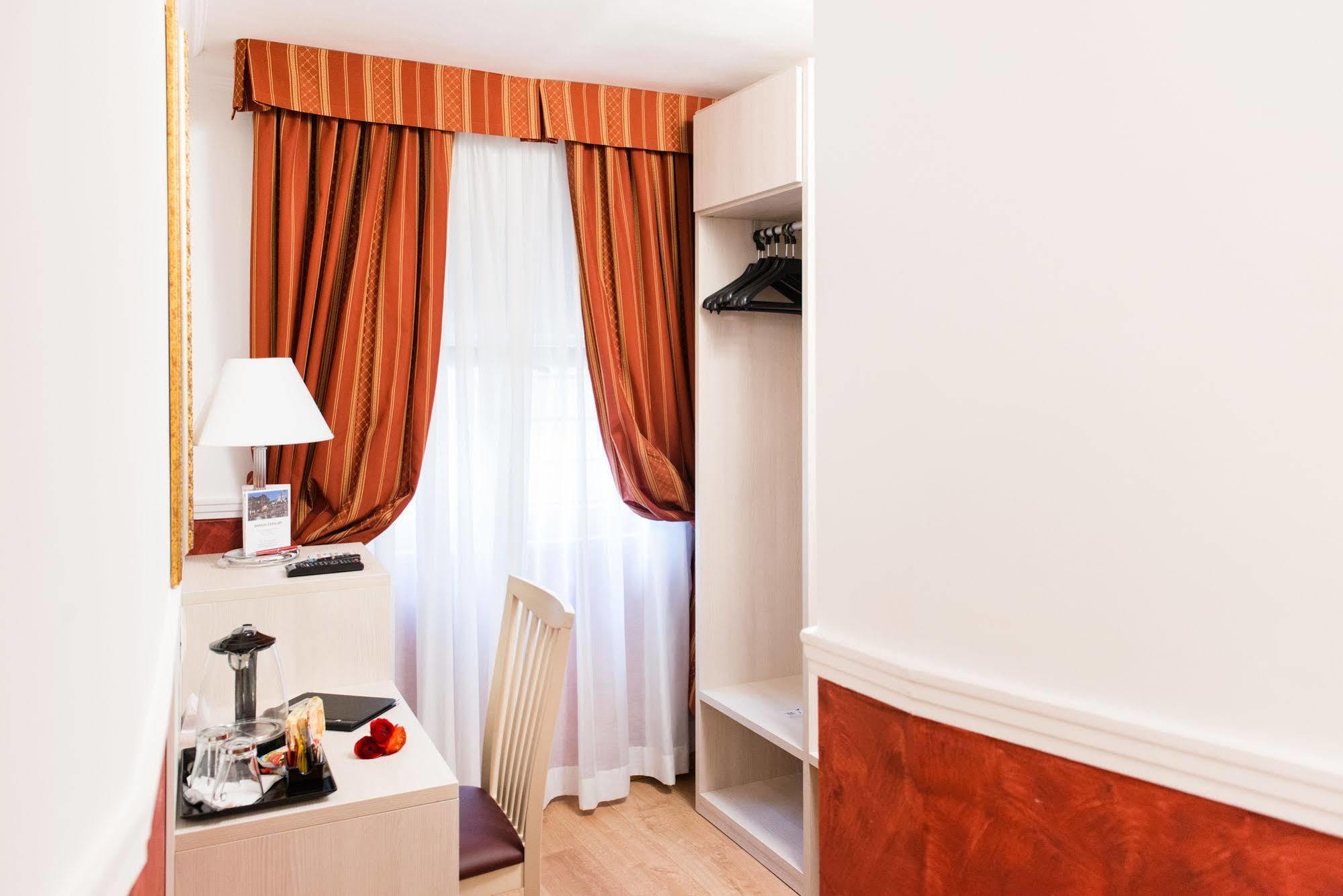 Domus Capilupi Bed & Breakfast 2*