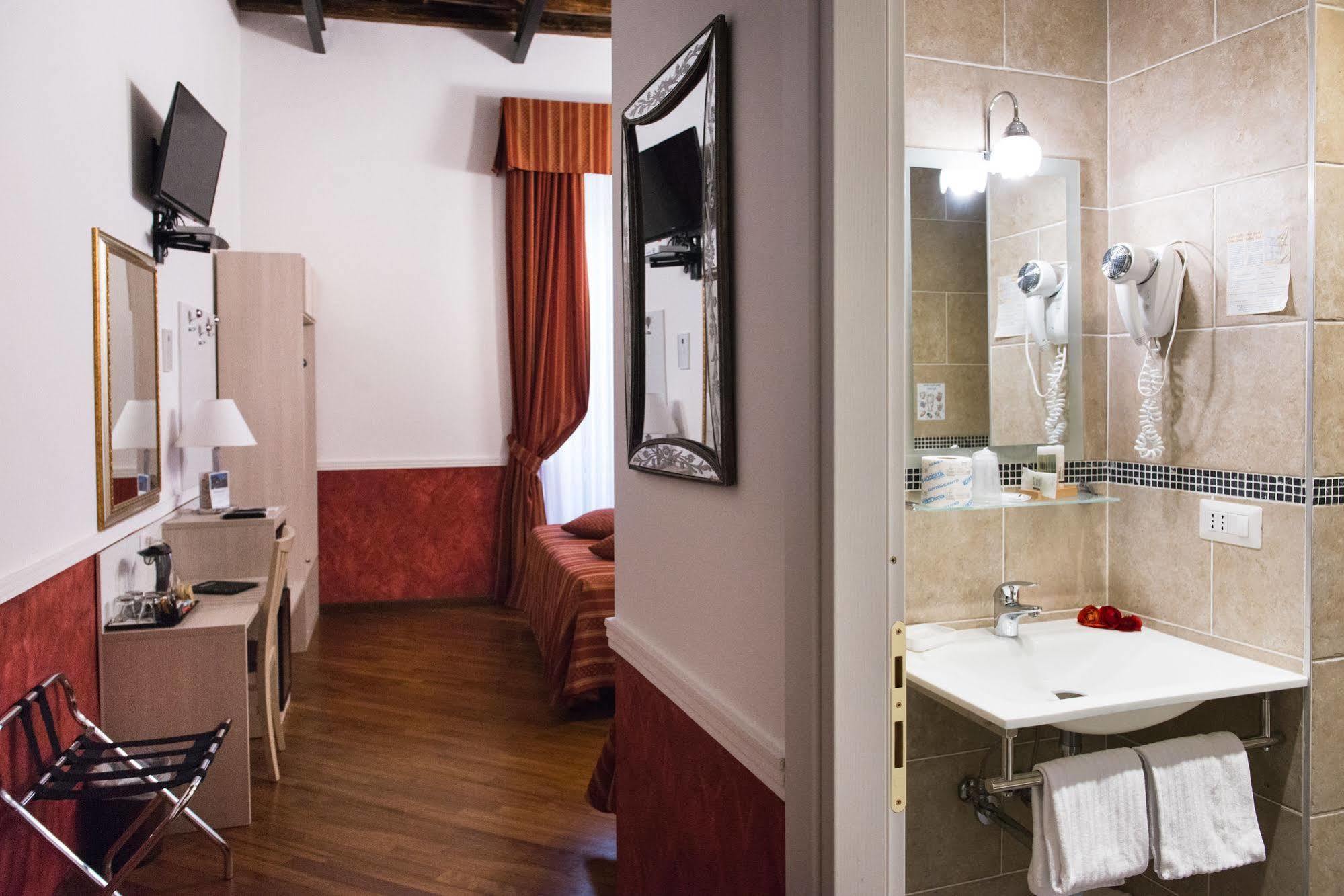Domus Capilupi Bed & Breakfast