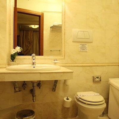 Luxury H 2000 Rome