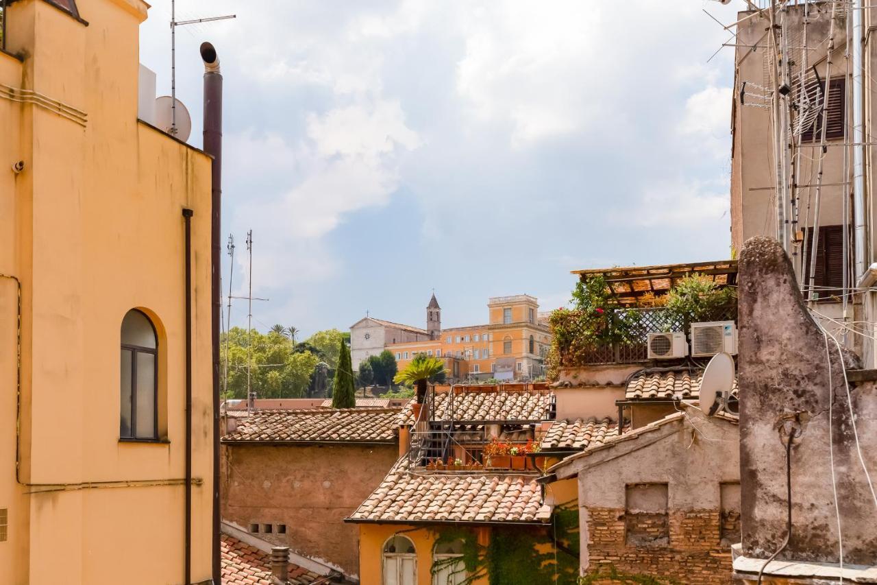 Apartment Romantic House With Terrace