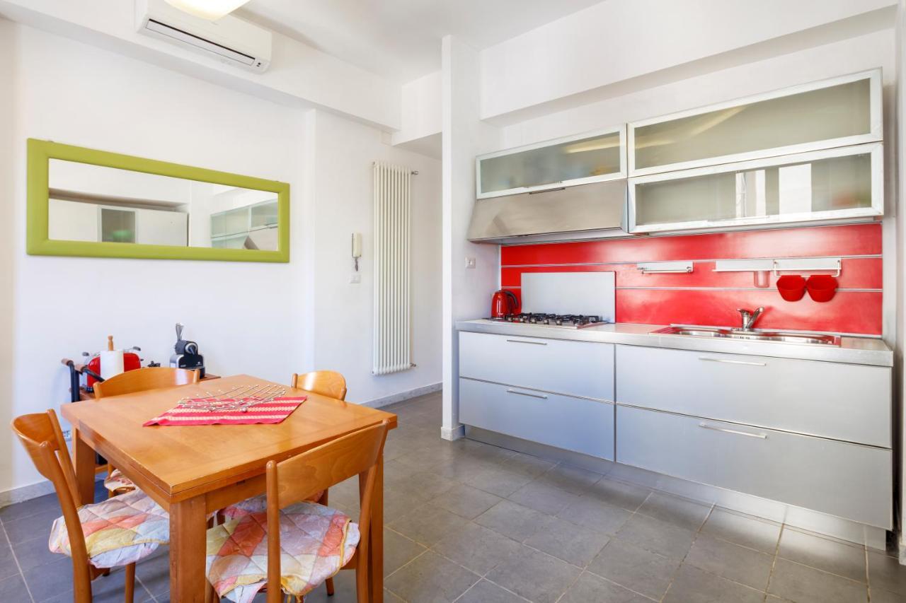 Ht Maximus Guest house