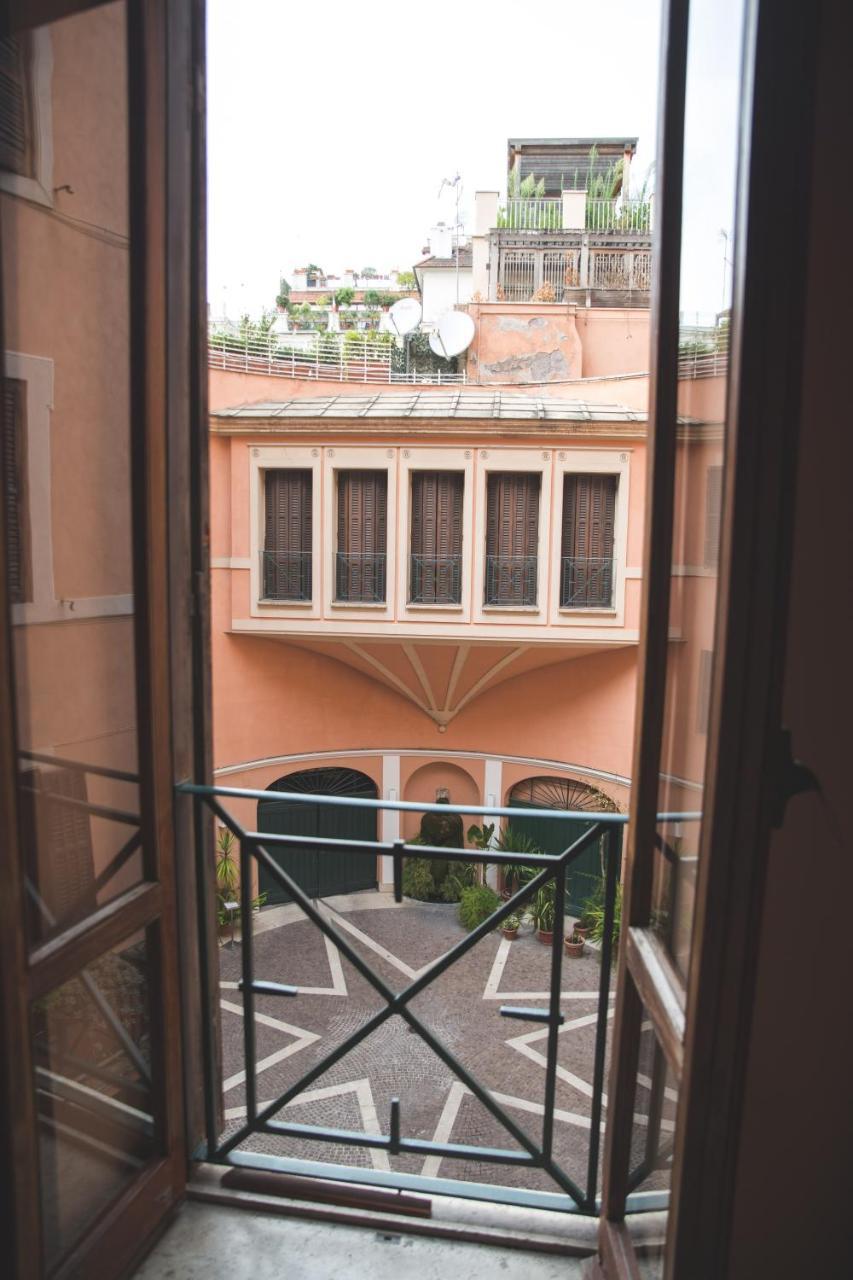 Trevi Portrait Bed & Breakfast