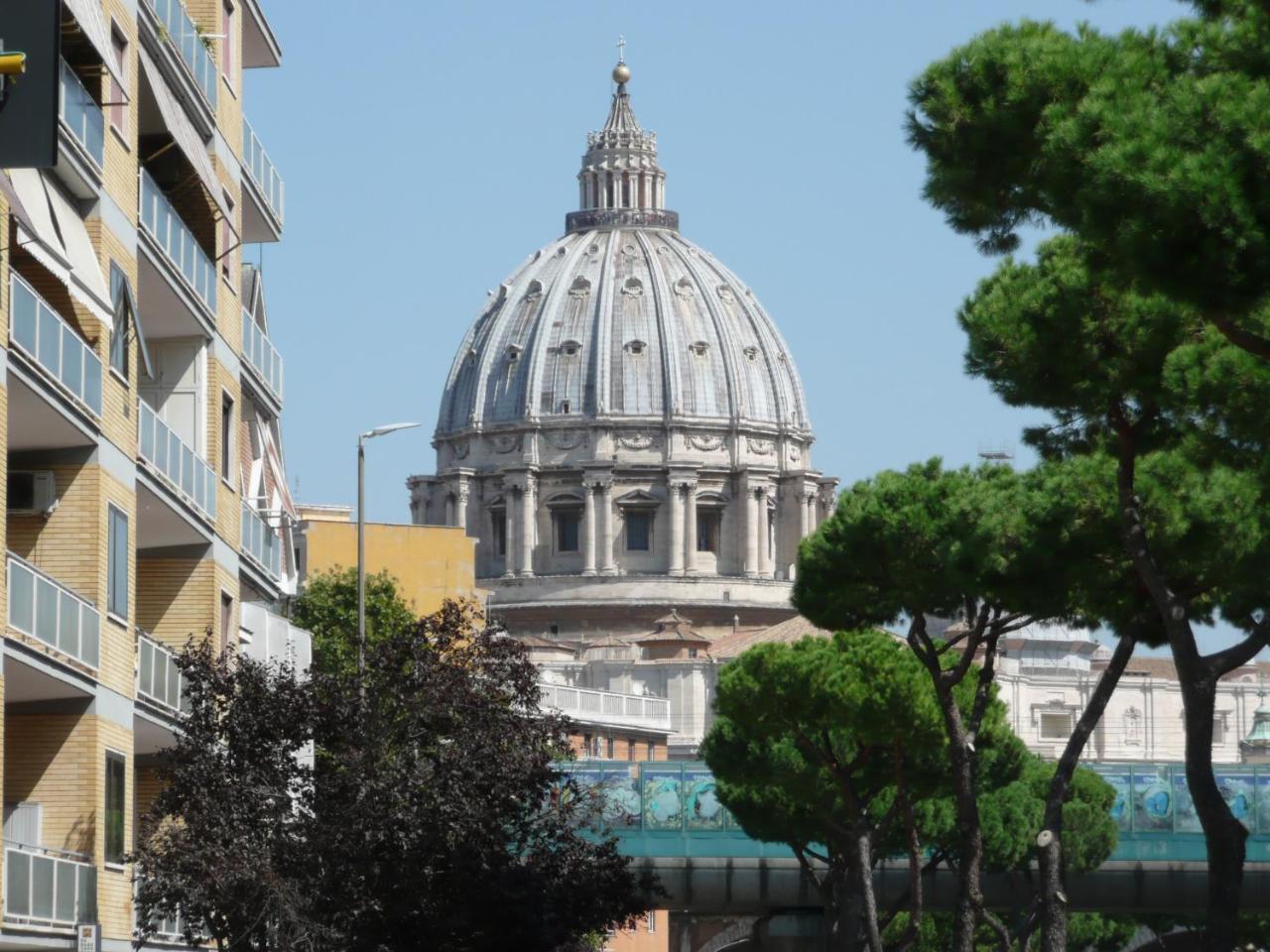 Bed & Breakfast Cupola Di San Pietro Rome