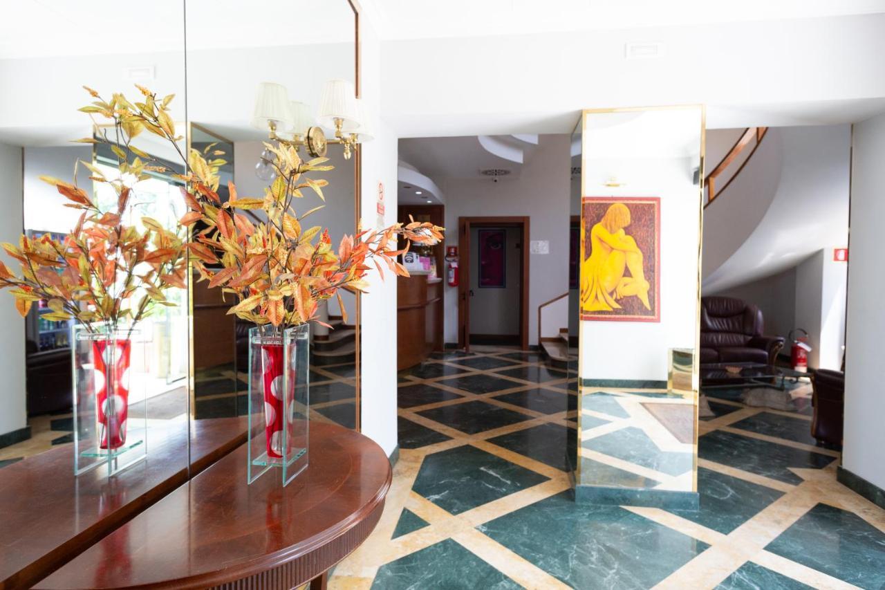 Hotel Cervara Park 4*