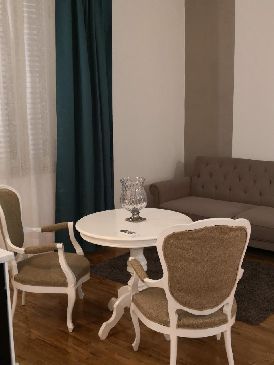 Urbana 33 Gasthuis Rome