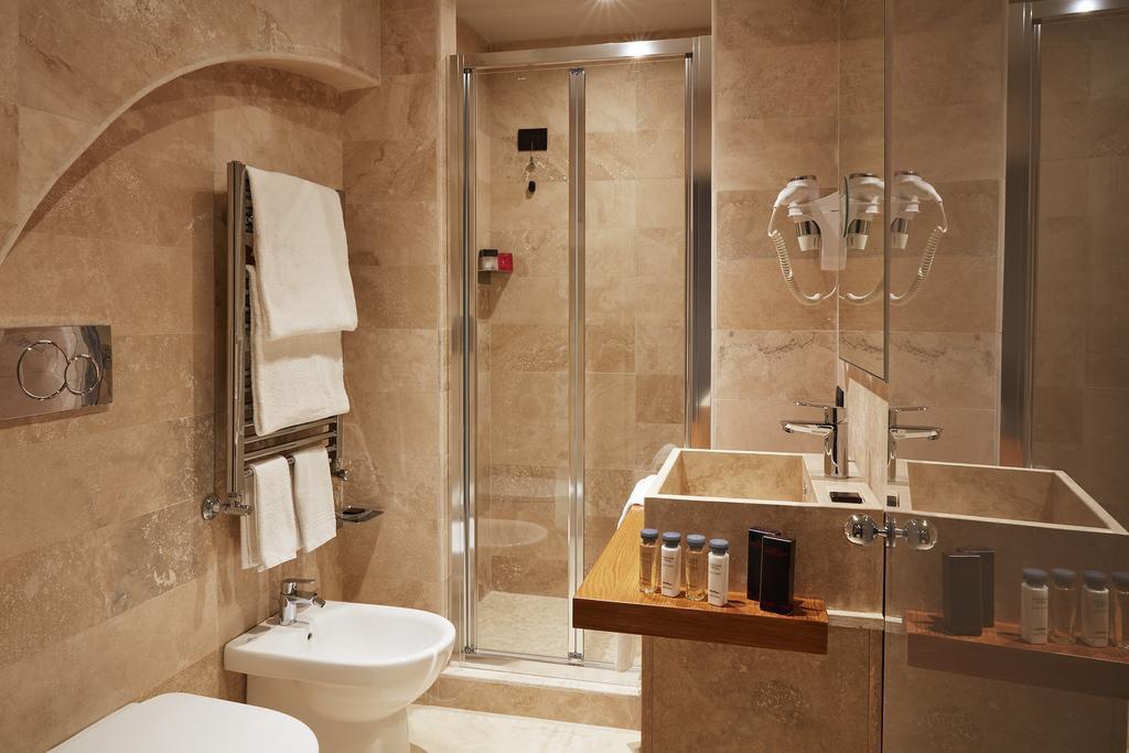 The Code Hotel Rome