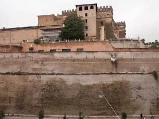 Manfredi House San Pietro Roma