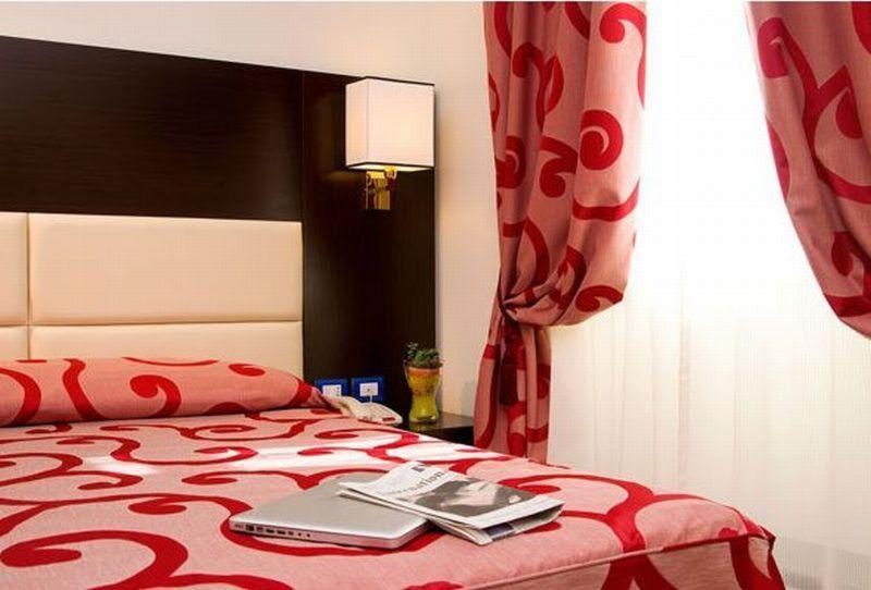 Anglo Americano 4*
