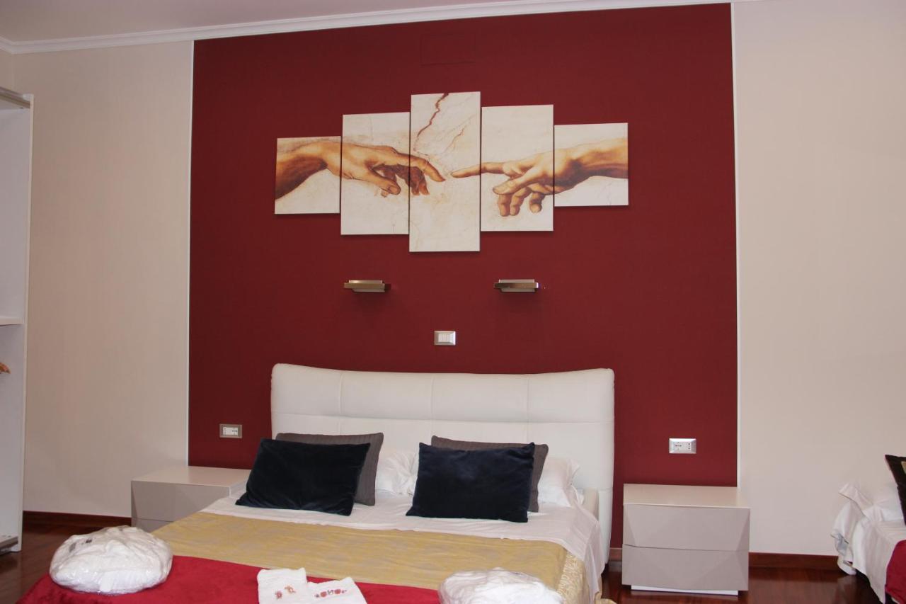 Dimora Frattina Bed & Breakfast 2*