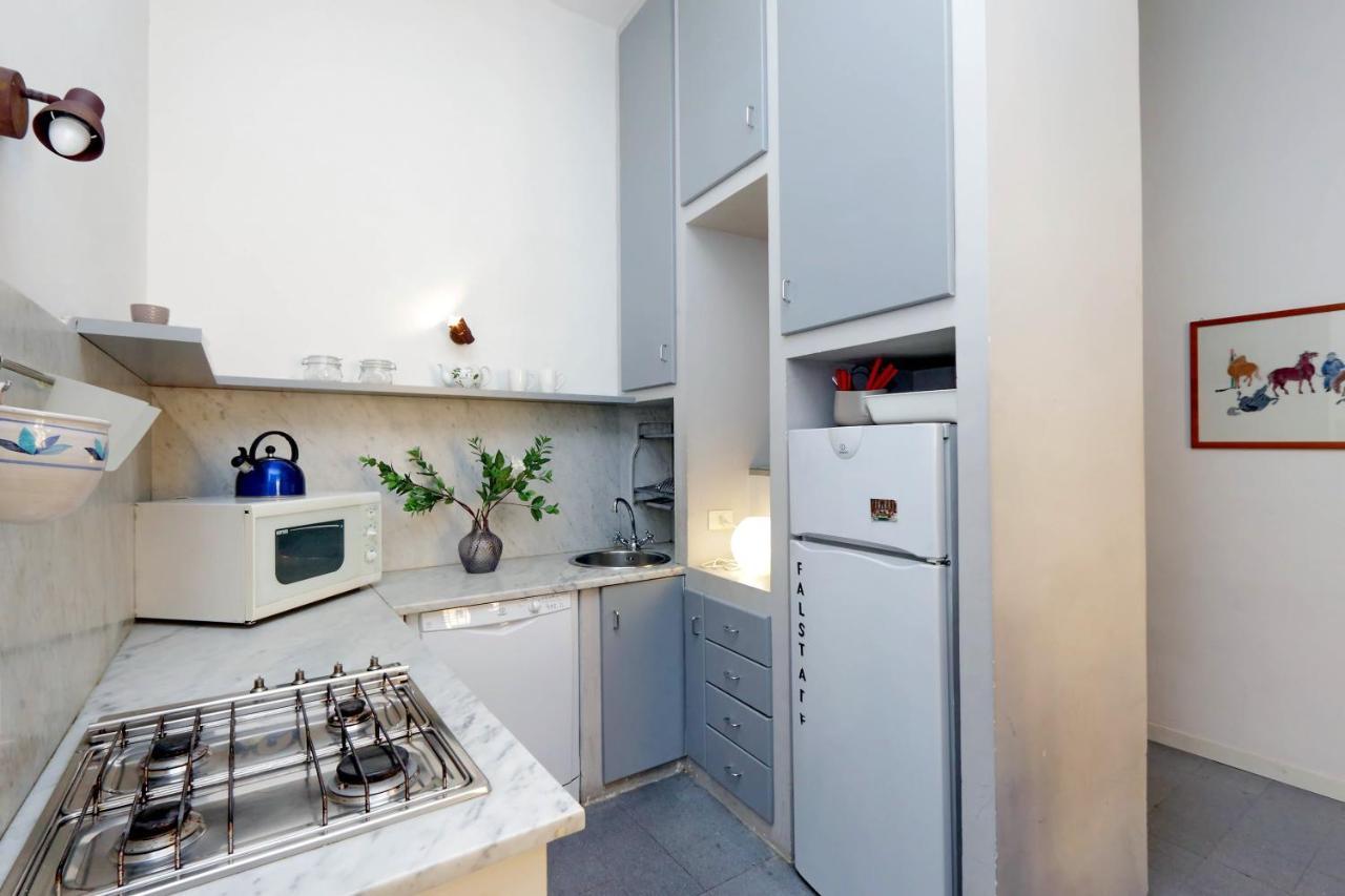 Falstaff Apartment *