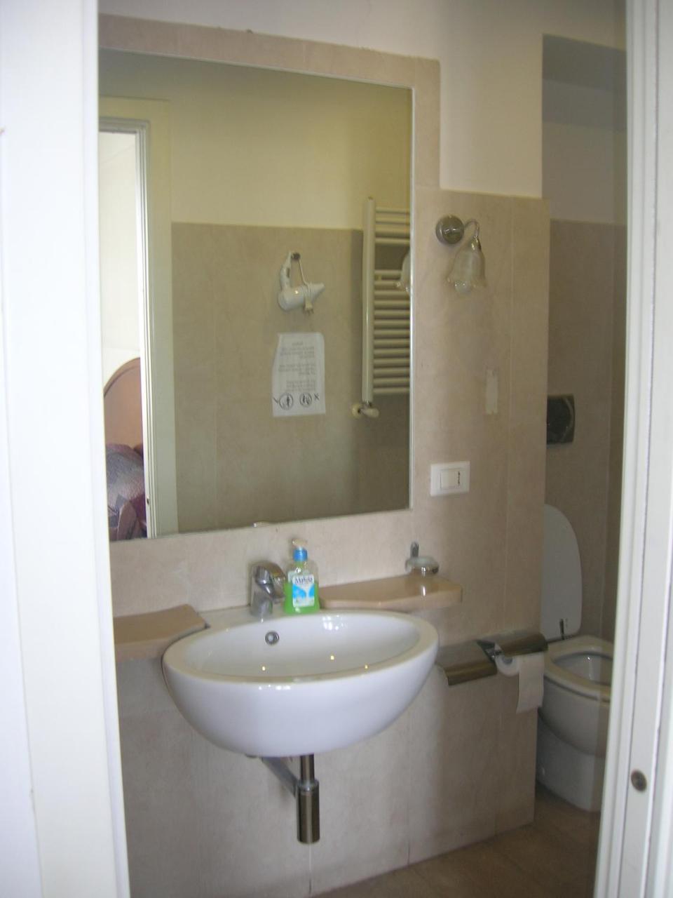Guest house Light Affittacamere *