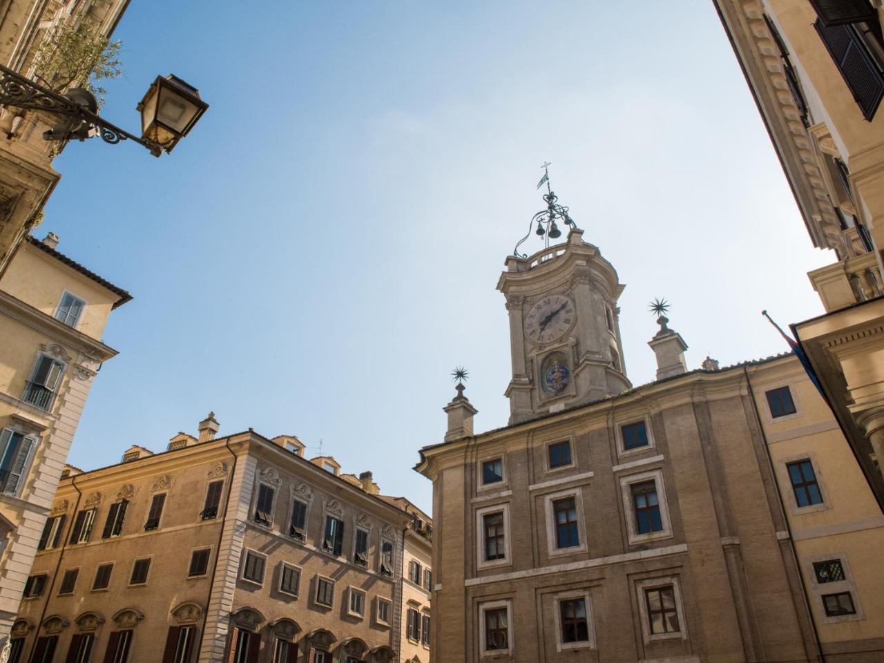 Navona *