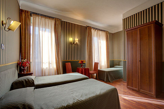 Hotel Aquarium Rome