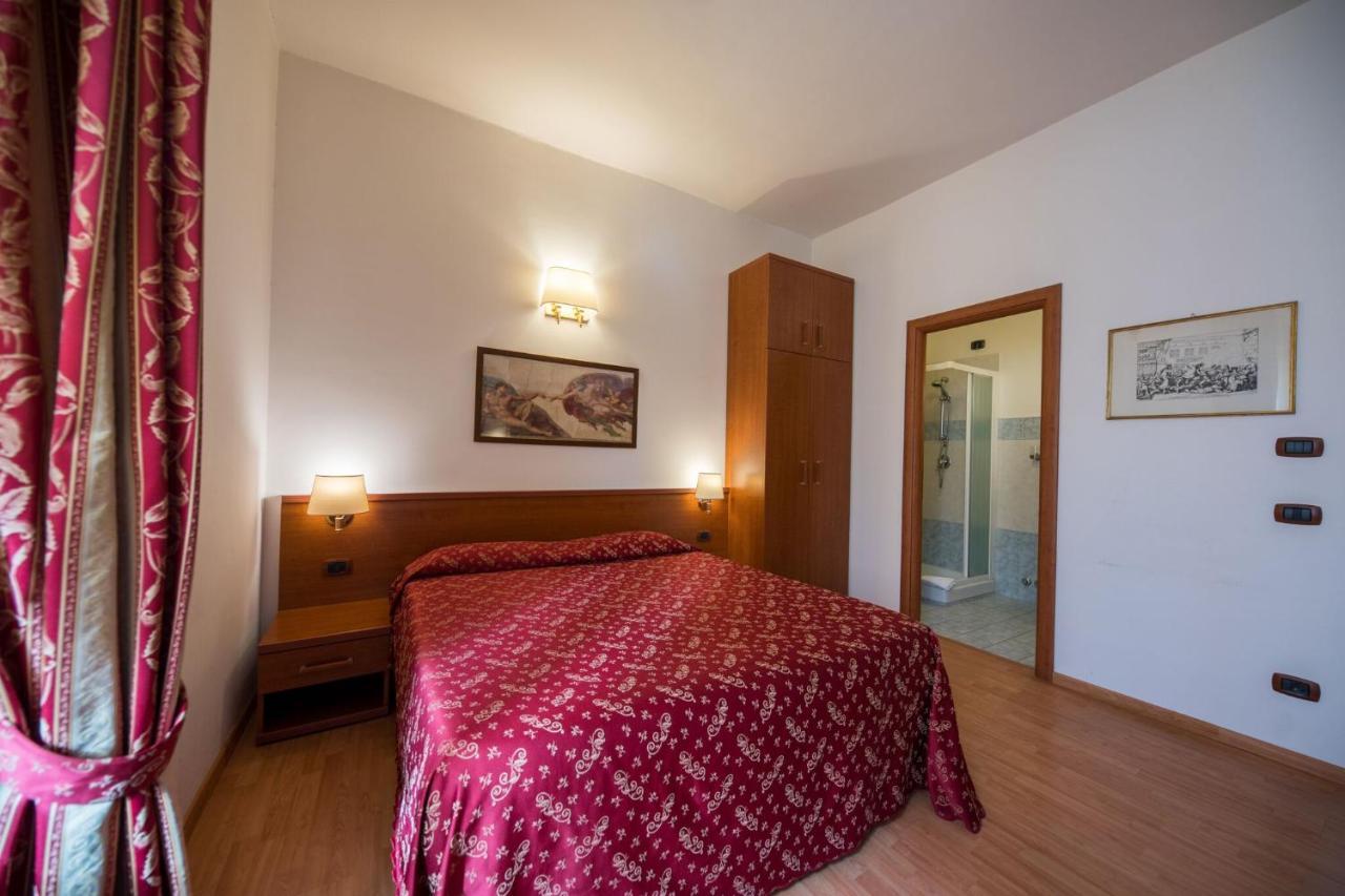 Bed & Breakfast Domus Appia 154 Rome
