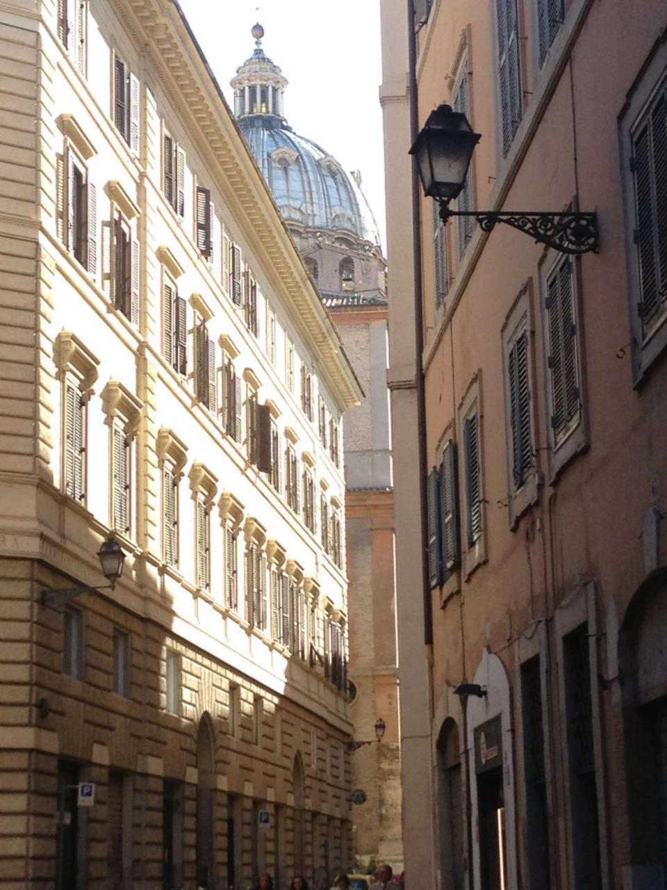 Big In Campo De Fiori *