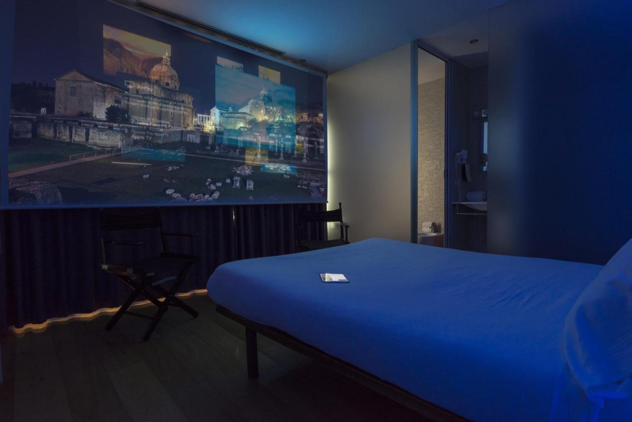 Colosseum Jacuzzi Suites *