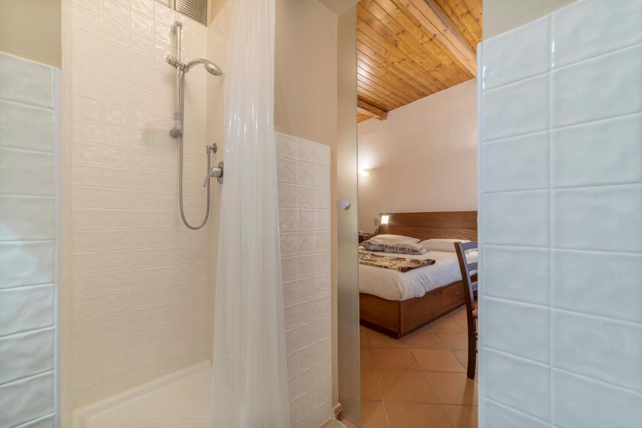 Borghese Roomy Flat * Rome