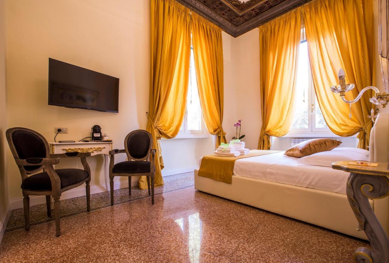 Trastevere Royal Trilussa Guest house Rome