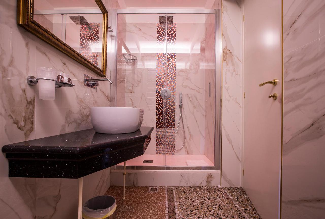 Trastevere Royal Trilussa Guest house Rome