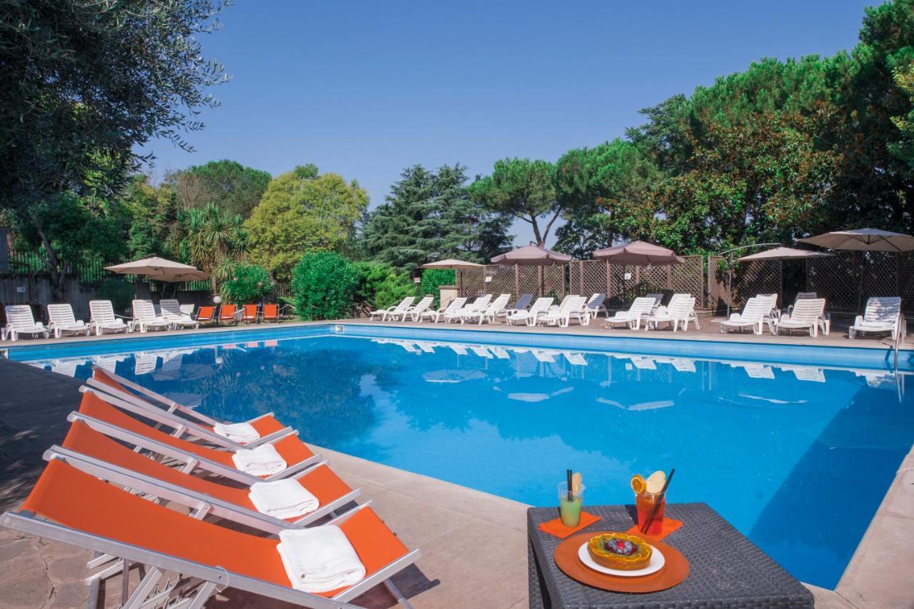 Quality Rouge Et Noir Hotel 4*