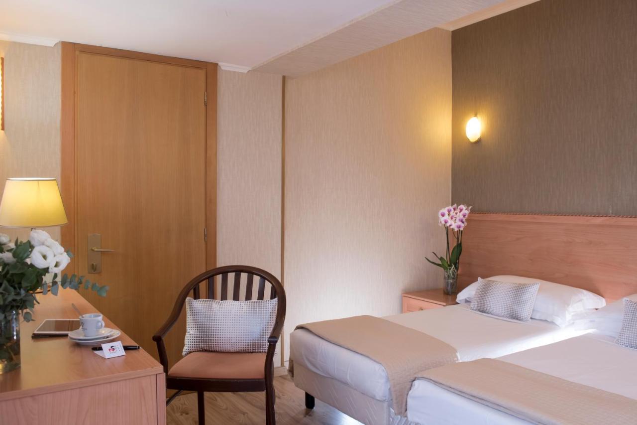 Quality Rouge Et Noir Hotel 4*