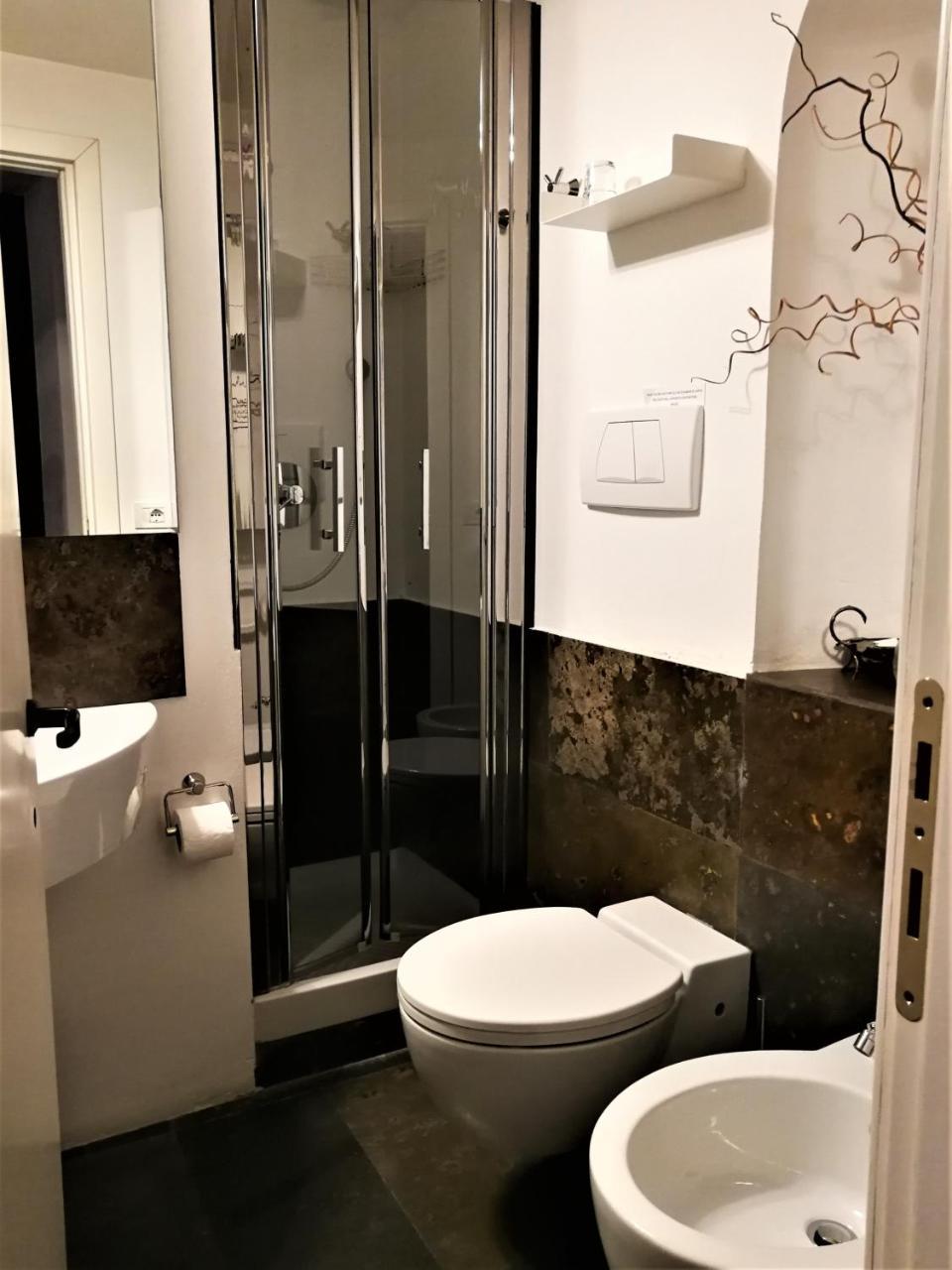 Apartment Casa Virgilio In Monti Rome