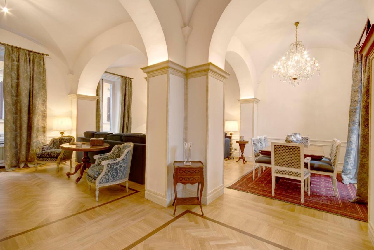 Trinità Dei Monti 3 Bedroom With Terrace Roma