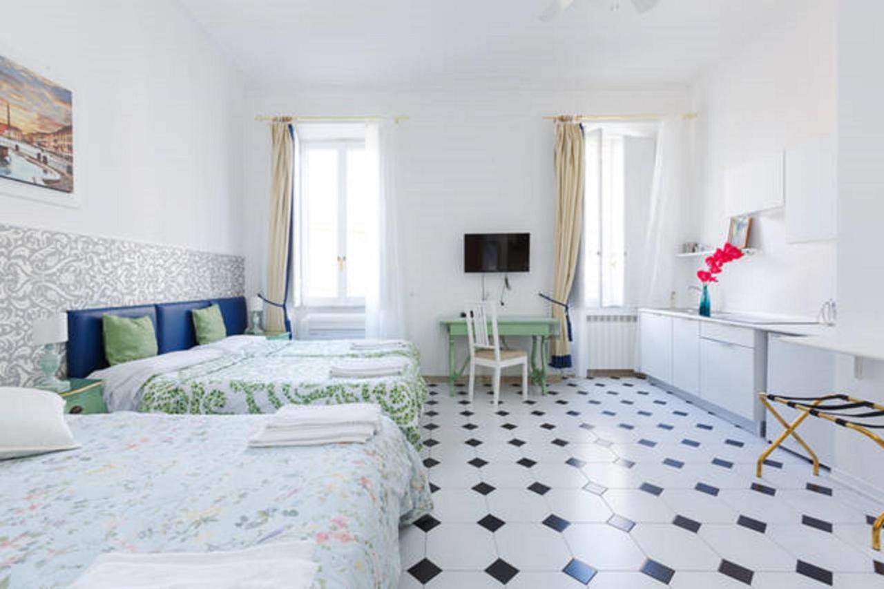 White Vatican Guest house Rome